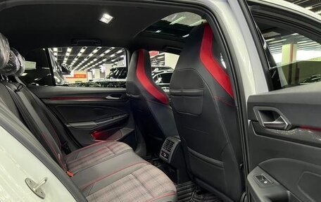 Volkswagen Golf GTI, 2021 год, 2 910 111 рублей, 15 фотография