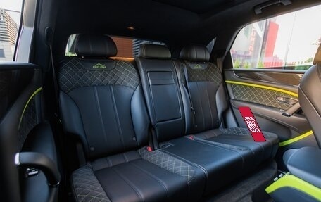 Bentley Bentayga I, 2019 год, 19 900 000 рублей, 22 фотография