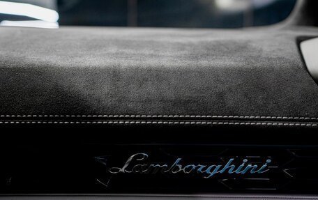 Lamborghini Huracán, 2023 год, 34 500 000 рублей, 17 фотография
