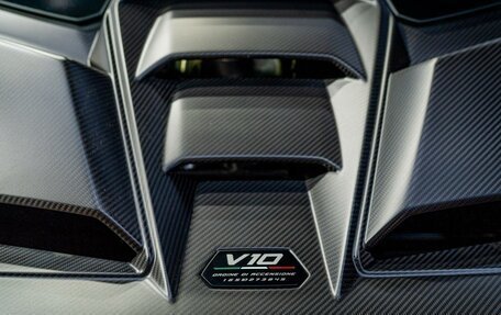 Lamborghini Huracán, 2023 год, 34 500 000 рублей, 25 фотография
