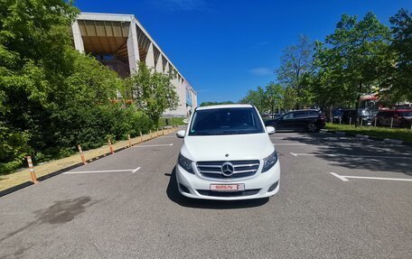 Mercedes-Benz V-Класс, 2019 год, 3 680 000 рублей, 2 фотография