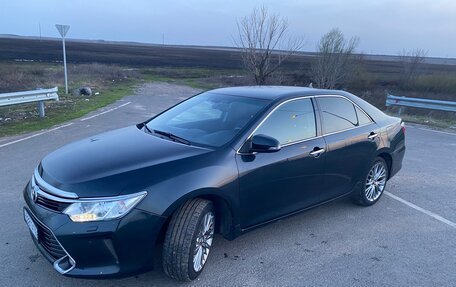 Toyota Camry, 2015 год, 2 350 000 рублей, 1 фотография