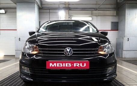 Volkswagen Polo VI (EU Market), 2019 год, 1 395 000 рублей, 2 фотография