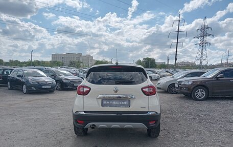 Renault Kaptur I рестайлинг, 2019 год, 1 800 000 рублей, 4 фотография