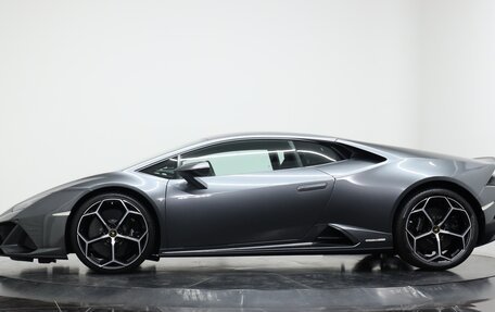 Lamborghini Huracán, 2020 год, 24 500 000 рублей, 2 фотография