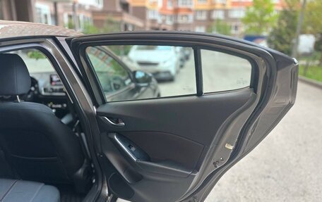 Mazda 3, 2018 год, 1 770 000 рублей, 14 фотография
