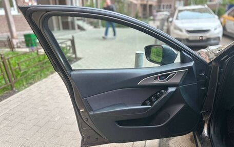 Mazda 3, 2018 год, 1 770 000 рублей, 18 фотография
