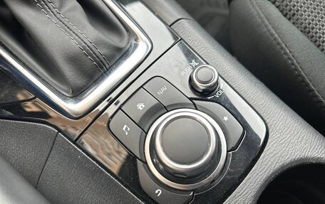 Mazda 3, 2018 год, 1 770 000 рублей, 26 фотография