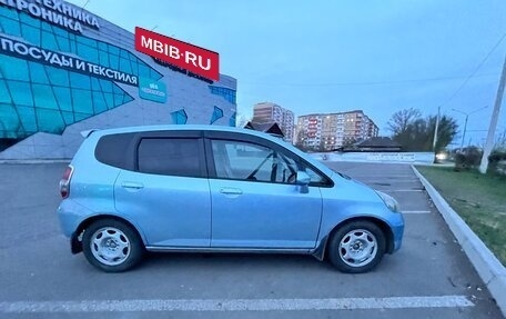Honda Fit III, 2002 год, 470 000 рублей, 2 фотография