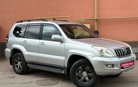 Toyota Land Cruiser Prado 120 рестайлинг, 2007 год, 2 099 999 рублей, 4 фотография