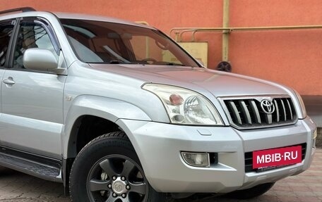 Toyota Land Cruiser Prado 120 рестайлинг, 2007 год, 2 099 999 рублей, 19 фотография