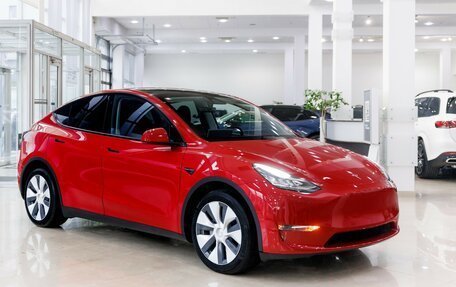 Tesla Model Y I, 2021 год, 4 500 000 рублей, 3 фотография