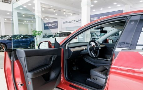 Tesla Model Y I, 2021 год, 4 500 000 рублей, 13 фотография