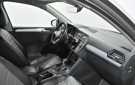 Volkswagen Tiguan II, 2021 год, 2 604 450 рублей, 7 фотография