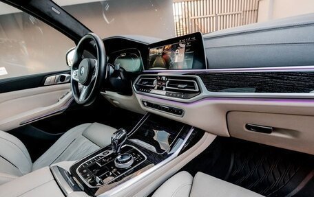 BMW X7, 2021 год, 9 100 000 рублей, 13 фотография