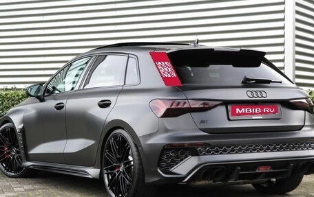 Audi RS 3, 2024 год, 8 990 000 рублей, 4 фотография