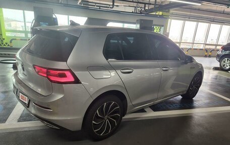 Volkswagen Golf VIII, 2023 год, 4 090 000 рублей, 3 фотография