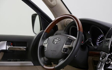 Toyota Land Cruiser 200, 2012 год, 3 299 000 рублей, 9 фотография