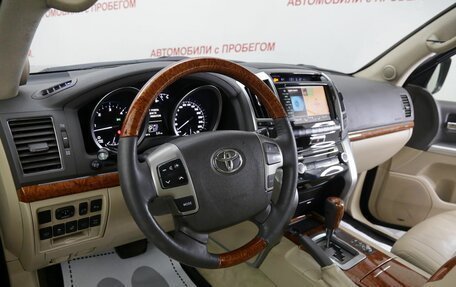 Toyota Land Cruiser 200, 2012 год, 3 299 000 рублей, 14 фотография