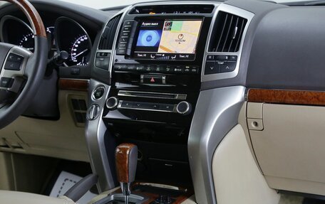 Toyota Land Cruiser 200, 2012 год, 3 299 000 рублей, 13 фотография