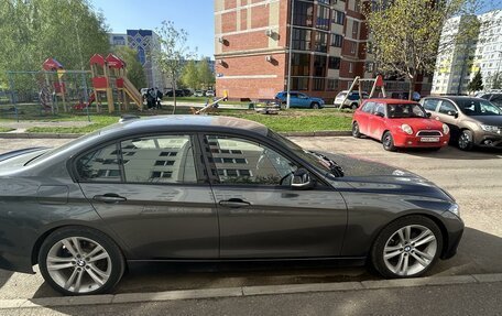 BMW 3 серия, 2011 год, 2 200 000 рублей, 3 фотография