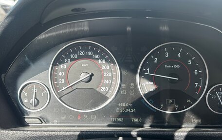 BMW 3 серия, 2011 год, 2 200 000 рублей, 5 фотография
