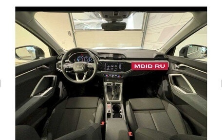 Audi Q3, 2024 год, 4 920 000 рублей, 6 фотография
