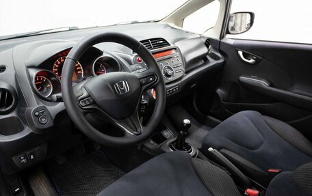 Honda Jazz II рестайлинг, 2011 год, 920 000 рублей, 10 фотография