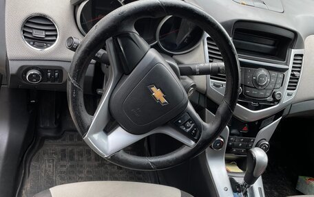 Chevrolet Cruze II, 2012 год, 800 000 рублей, 6 фотография