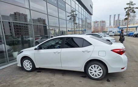 Toyota Corolla, 2013 год, 1 390 000 рублей, 4 фотография