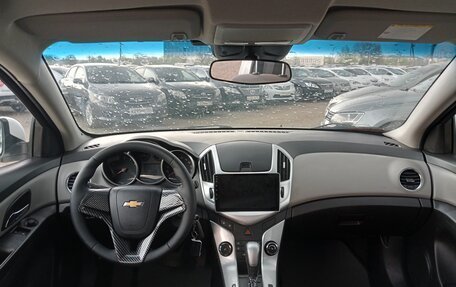 Chevrolet Cruze II, 2013 год, 960 000 рублей, 8 фотография