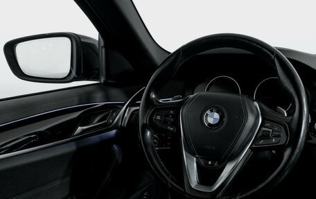 BMW 5 серия, 2017 год, 3 048 000 рублей, 15 фотография