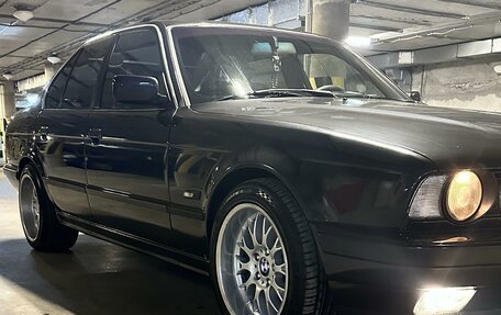 BMW 5 серия, 1991 год, 1 250 000 рублей, 3 фотография