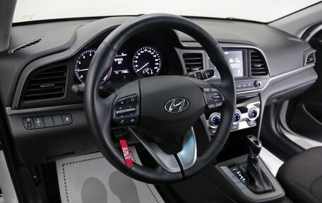 Hyundai Elantra VI рестайлинг, 2019 год, 1 529 000 рублей, 12 фотография