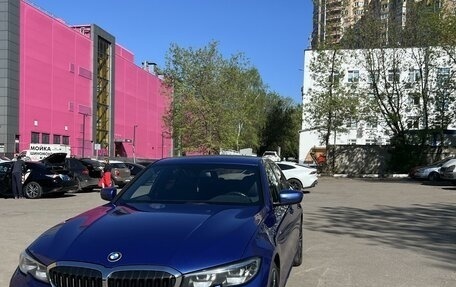 BMW 3 серия, 2019 год, 3 800 000 рублей, 2 фотография