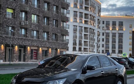 Toyota Camry, 2014 год, 2 030 000 рублей, 2 фотография
