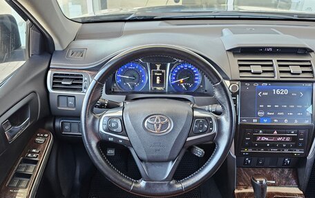 Toyota Camry, 2017 год, 2 499 000 рублей, 6 фотография