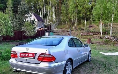 Mercedes-Benz CLK-Класс, 2000 год, 600 000 рублей, 3 фотография