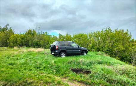 Chevrolet Niva I рестайлинг, 2012 год, 565 000 рублей, 3 фотография