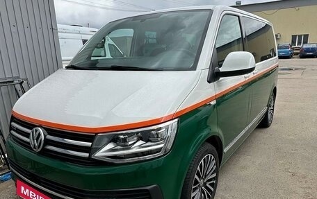 Volkswagen Multivan T6 рестайлинг, 2018 год, 5 700 000 рублей, 3 фотография