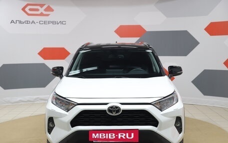 Toyota RAV4, 2021 год, 3 690 000 рублей, 2 фотография