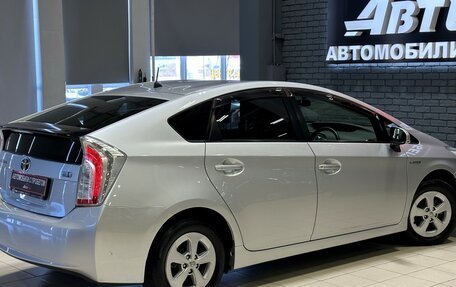Toyota Prius, 2012 год, 1 397 000 рублей, 5 фотография