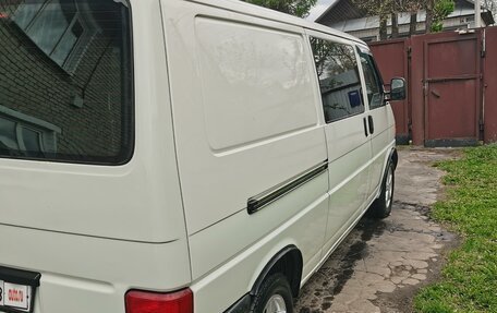 Volkswagen Transporter T4, 2002 год, 850 000 рублей, 4 фотография