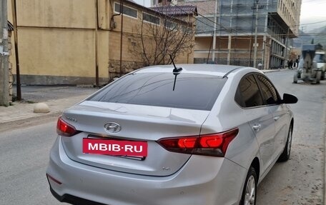 Hyundai Solaris II рестайлинг, 2018 год, 1 530 000 рублей, 4 фотография
