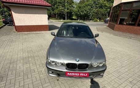 BMW 5 серия, 2003 год, 710 000 рублей, 3 фотография