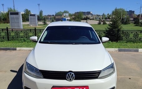 Volkswagen Jetta VI, 2012 год, 949 000 рублей, 2 фотография