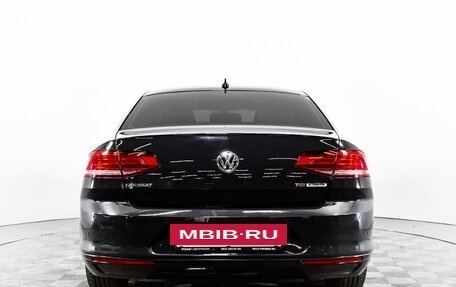 Volkswagen Passat B8 рестайлинг, 2017 год, 1 889 000 рублей, 6 фотография