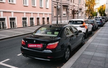 BMW 5 серия, 2007 год, 1 500 000 рублей, 3 фотография