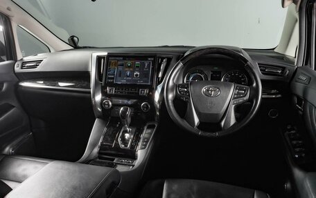 Toyota Alphard III, 2019 год, 4 999 000 рублей, 8 фотография