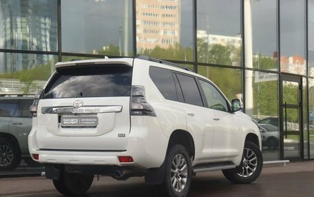 Toyota Land Cruiser Prado 150 рестайлинг 2, 2017 год, 5 055 000 рублей, 2 фотография